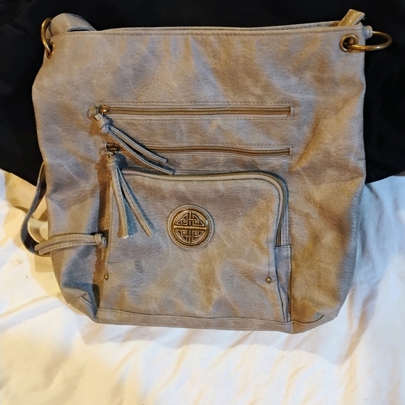 Stone Mountain Accessories Light Gray Crossbody Bag Size Is 12 In X 12 In - Picture 1 of 12